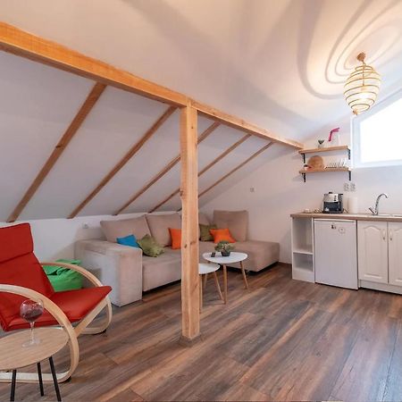 Entire Central House With Guest Rooms & Garden Sofia Luaran gambar