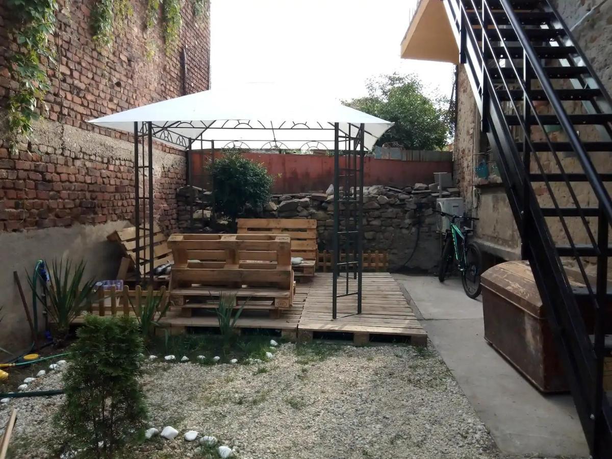 Entire Central House With Guest Rooms & Garden Sofia Luaran gambar