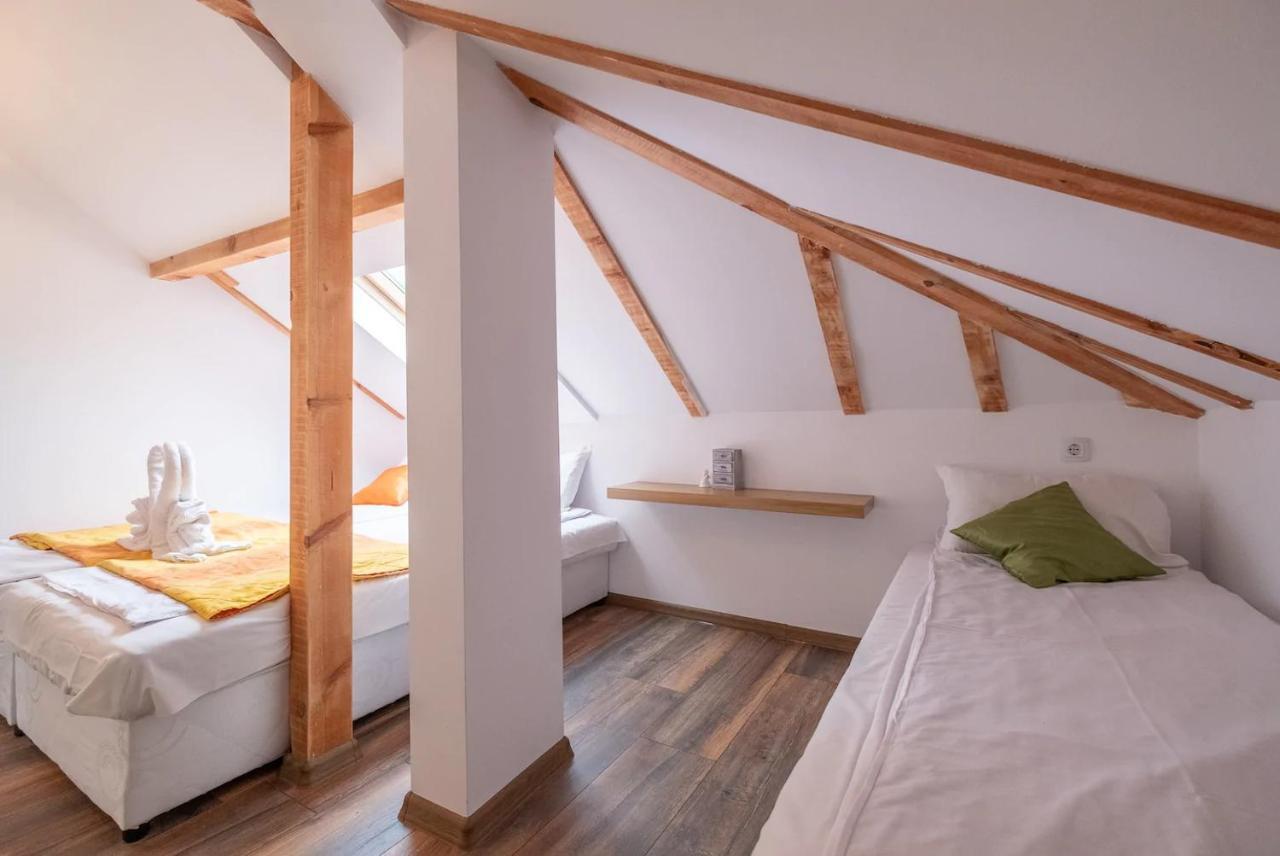Entire Central House With Guest Rooms & Garden Sofia Luaran gambar