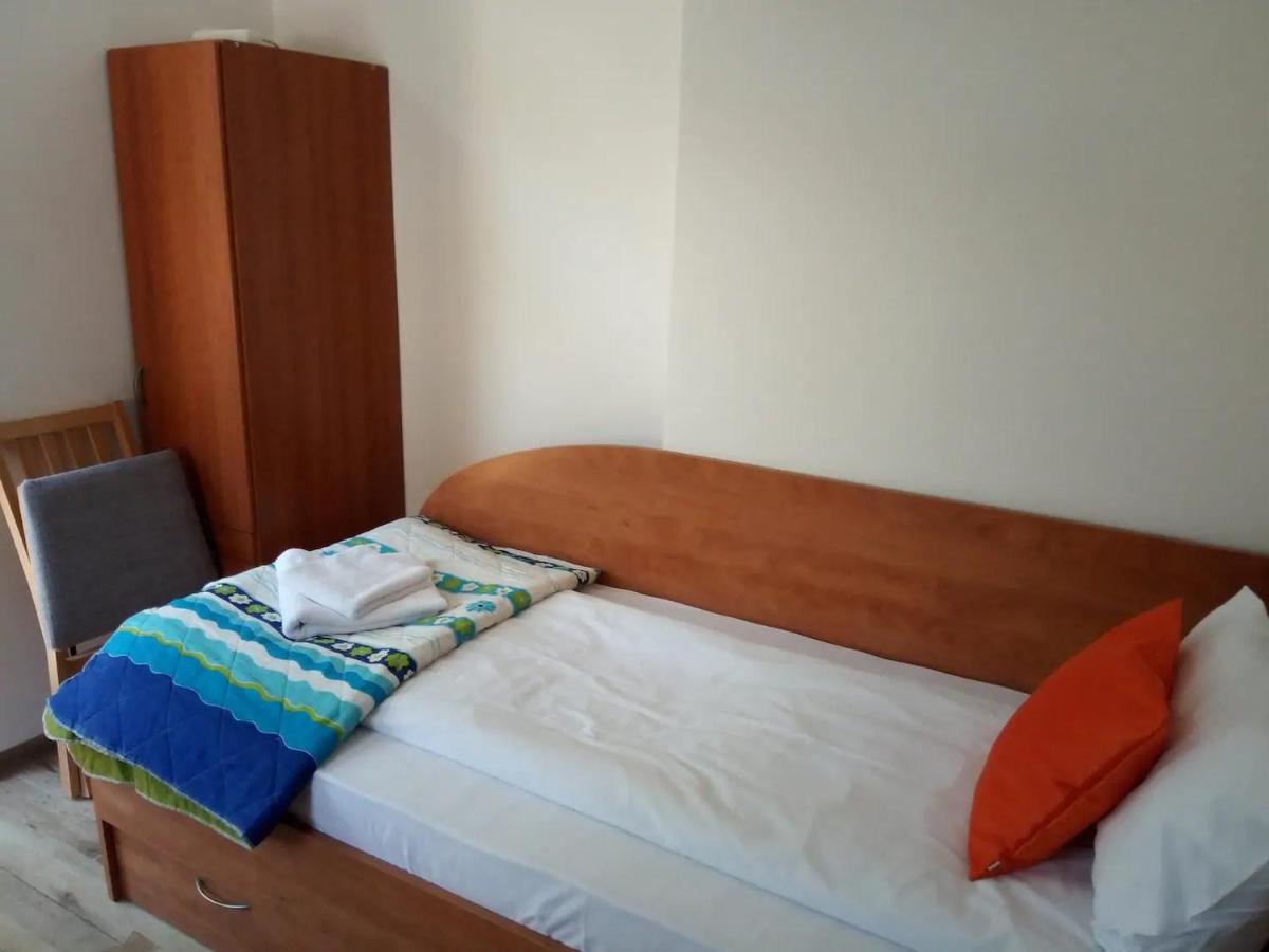 Entire Central House With Guest Rooms & Garden Sofia Luaran gambar